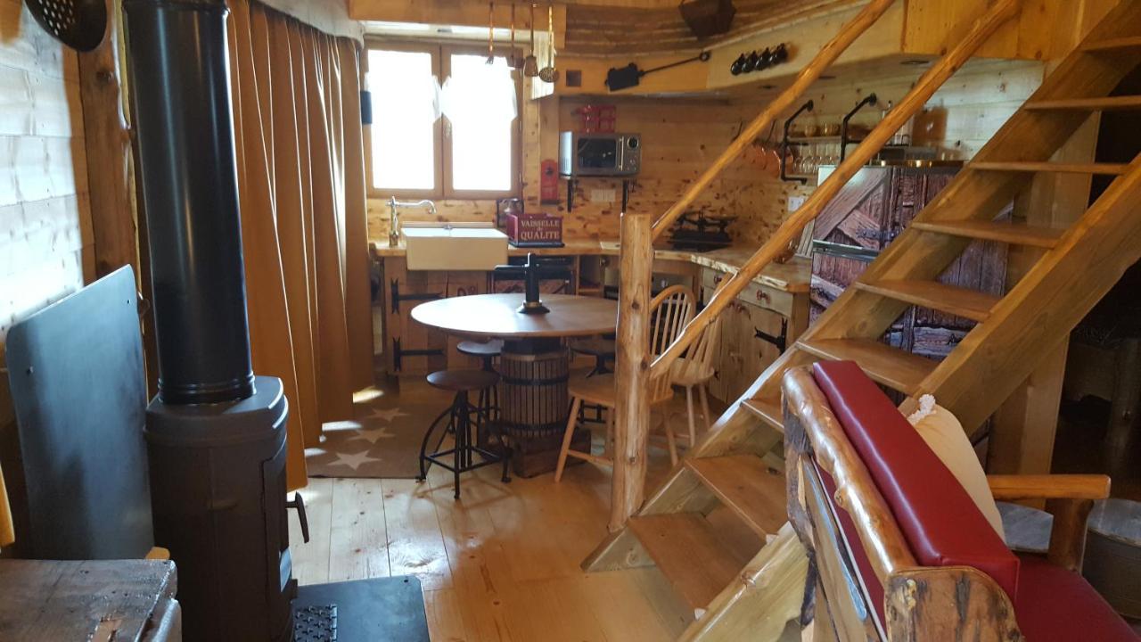 Etangs Du Moulin Hotel Suzy Екстериор снимка