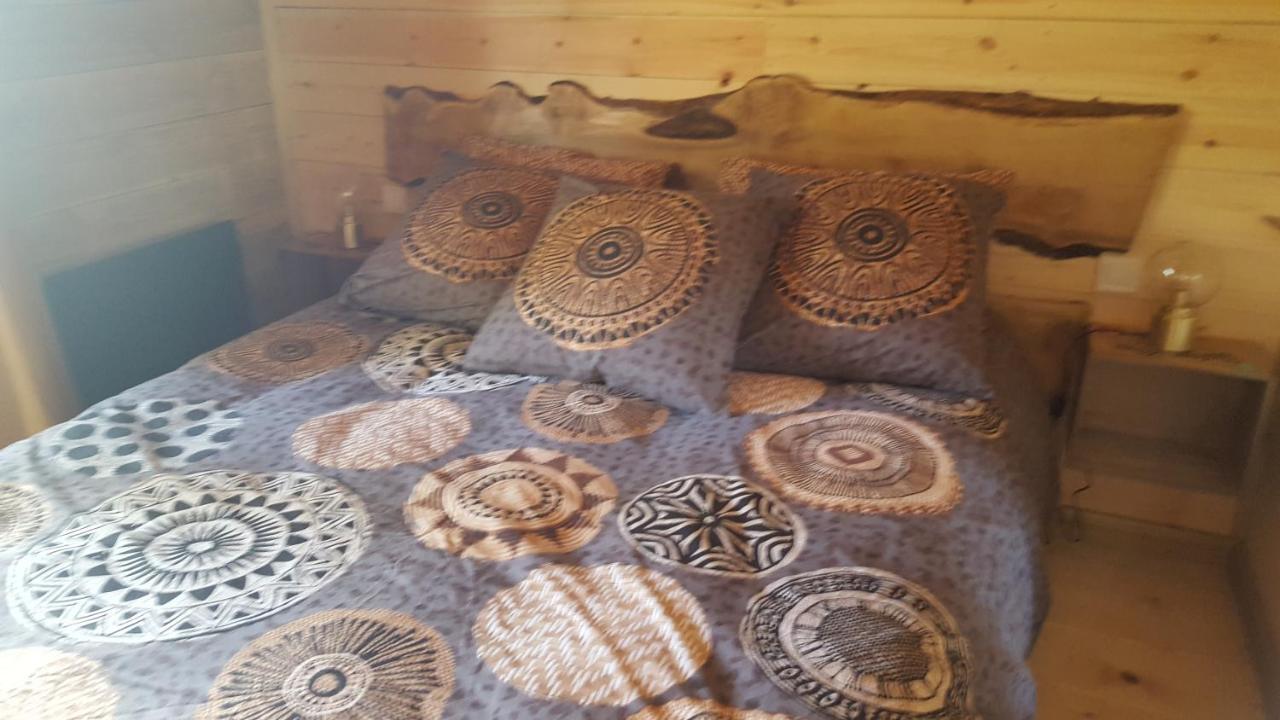 Etangs Du Moulin Hotel Suzy Екстериор снимка